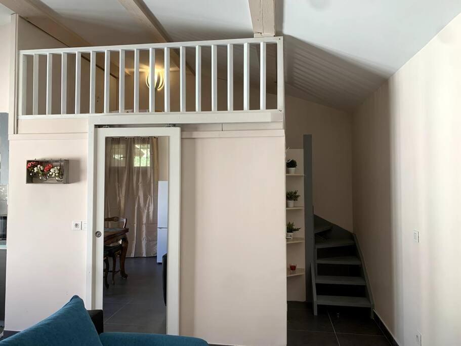 Studio Calme Et Agreable Avec Acces Jardin Partage Le Bar-sur-Loup Exteriér fotografie