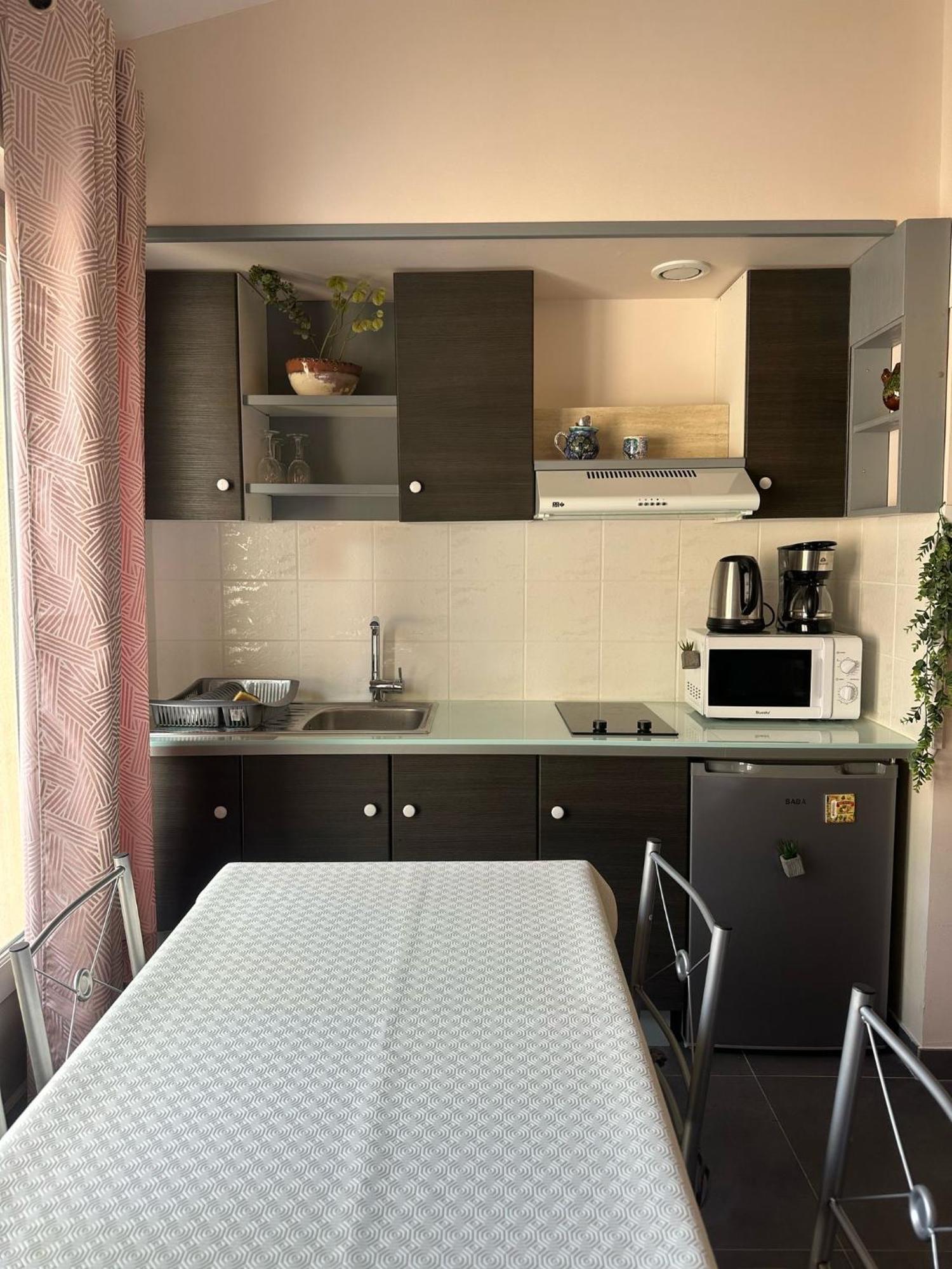 Studio Calme Et Agreable Avec Acces Jardin Partage Le Bar-sur-Loup Exteriér fotografie